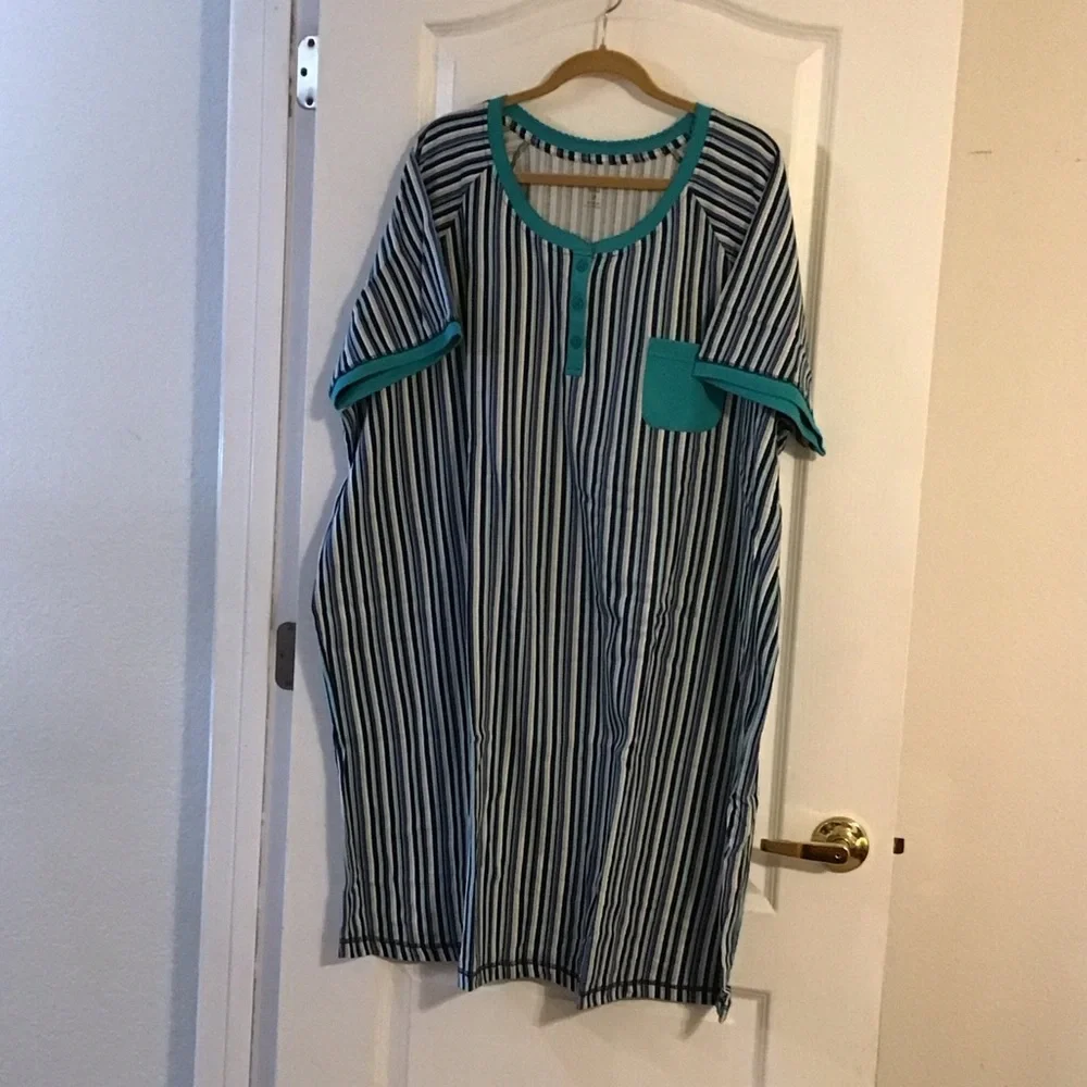 Dreams & Company Striped Blue and White Nightgown 3X